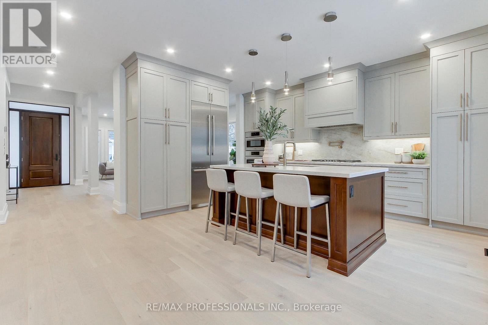 432 Smith Avenue, Burlington, Ontario  L7R 2V1 - Photo 13 - W12675104