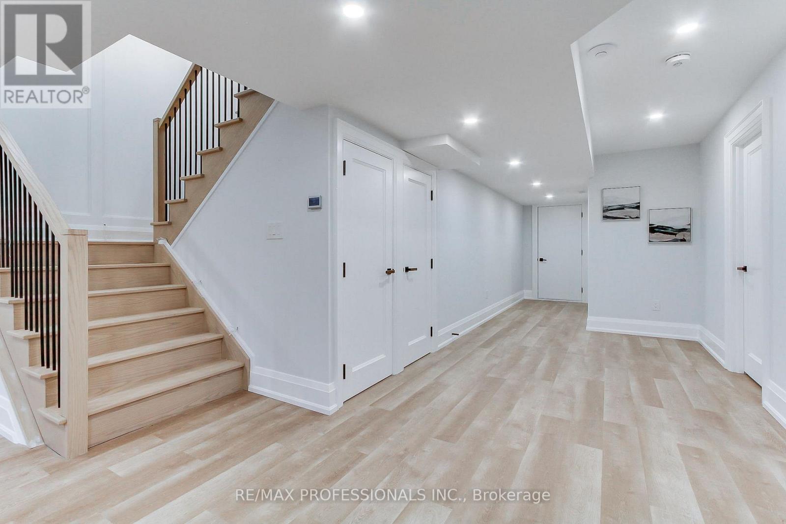 432 Smith Avenue, Burlington, Ontario  L7R 2V1 - Photo 37 - W12675104