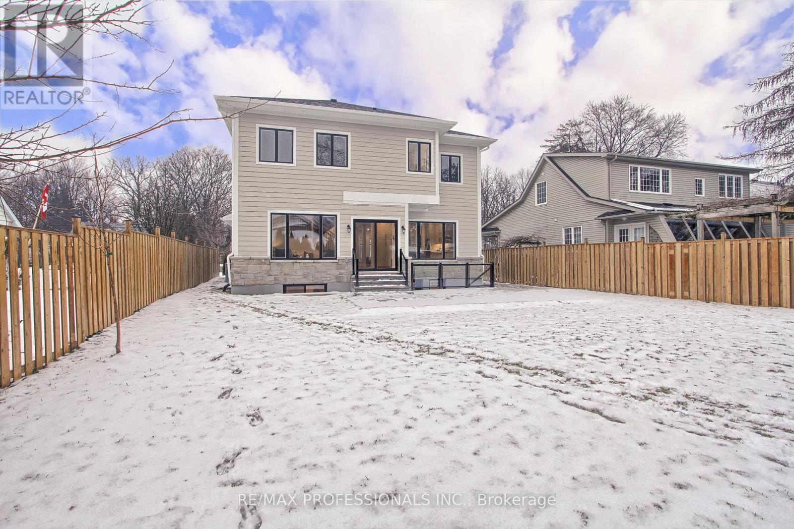 432 Smith Avenue, Burlington, Ontario  L7R 2V1 - Photo 48 - W12675104