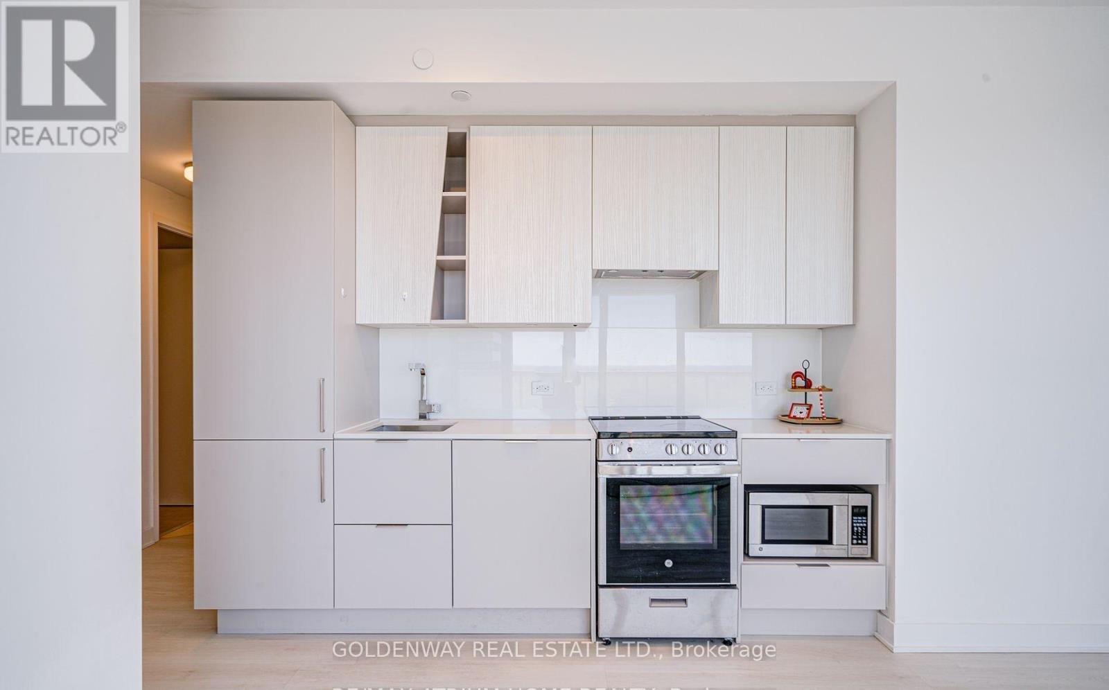 2503 - 3900 Confederation Parkway E, Mississauga, Ontario  L5B 0M3 - Photo 10 - W12675108