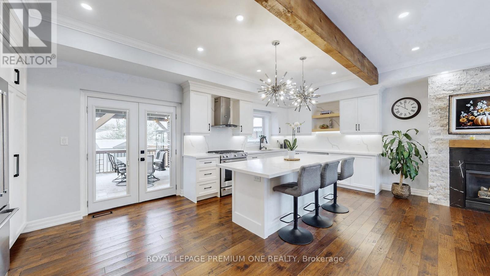 76 Alhart Drive, Toronto, Ontario  M9V 2N4 - Photo 8 - W12675134