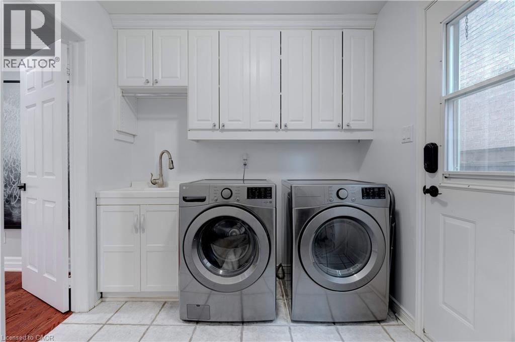 1586 Heritage Way, Oakville, Ontario  L6M 2Z5 - Photo 26 - 40796917