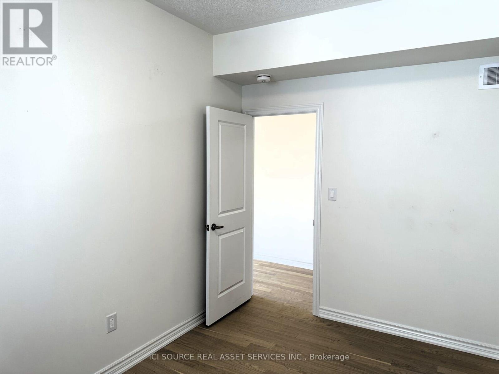 50 Hillcroft Way, Kawartha Lakes, Ontario  K0M 1A0 - Photo 11 - X12675118