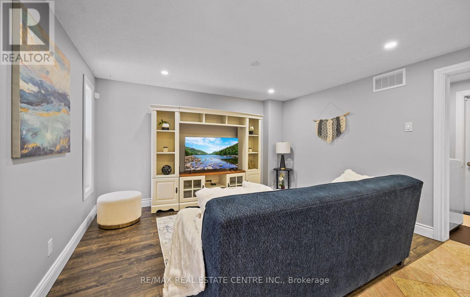 84 Viscount Road, Brantford, Ontario  N3P 1Y7 - Photo 14 - X12675122