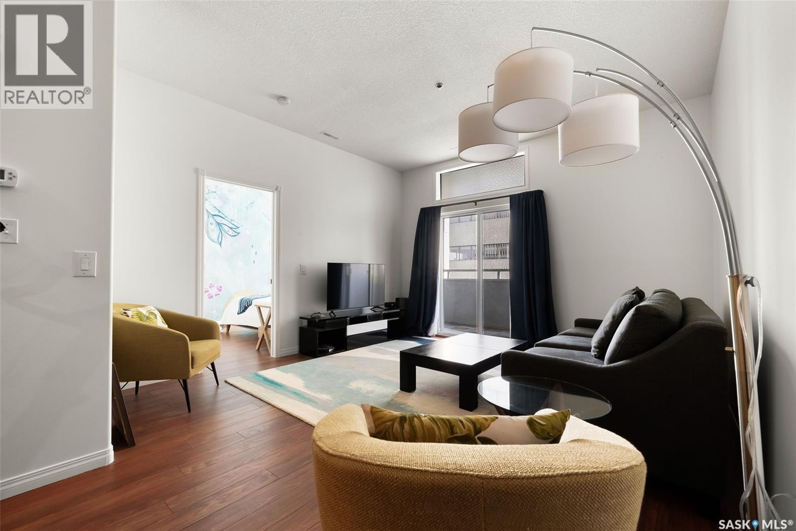 703 1901 Victoria Avenue, Regina, Saskatchewan  S4P 3R4 - Photo 3 - SK026379