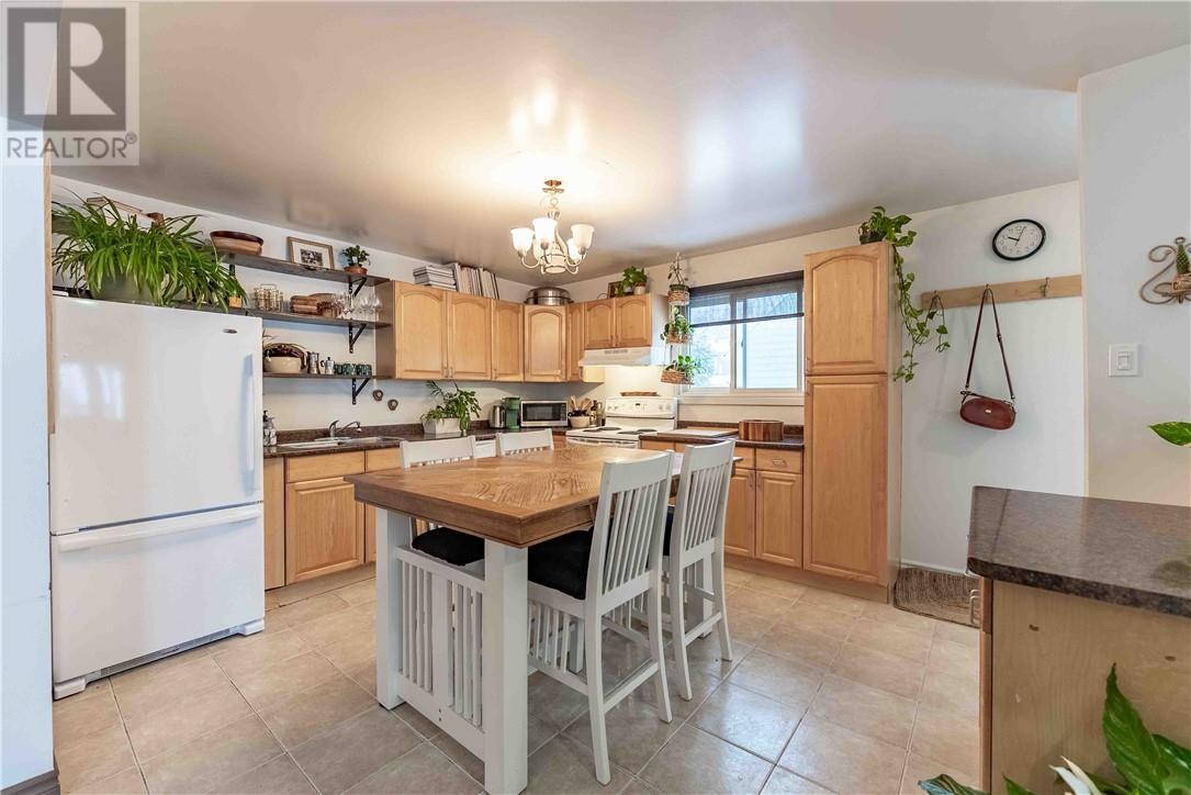 86 Parkwood Street, Sudbury, Ontario  P3C 3T6 - Photo 6 - 2125984