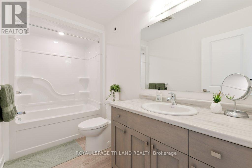 Photo 27 of 36 for 67 Harrow Lane