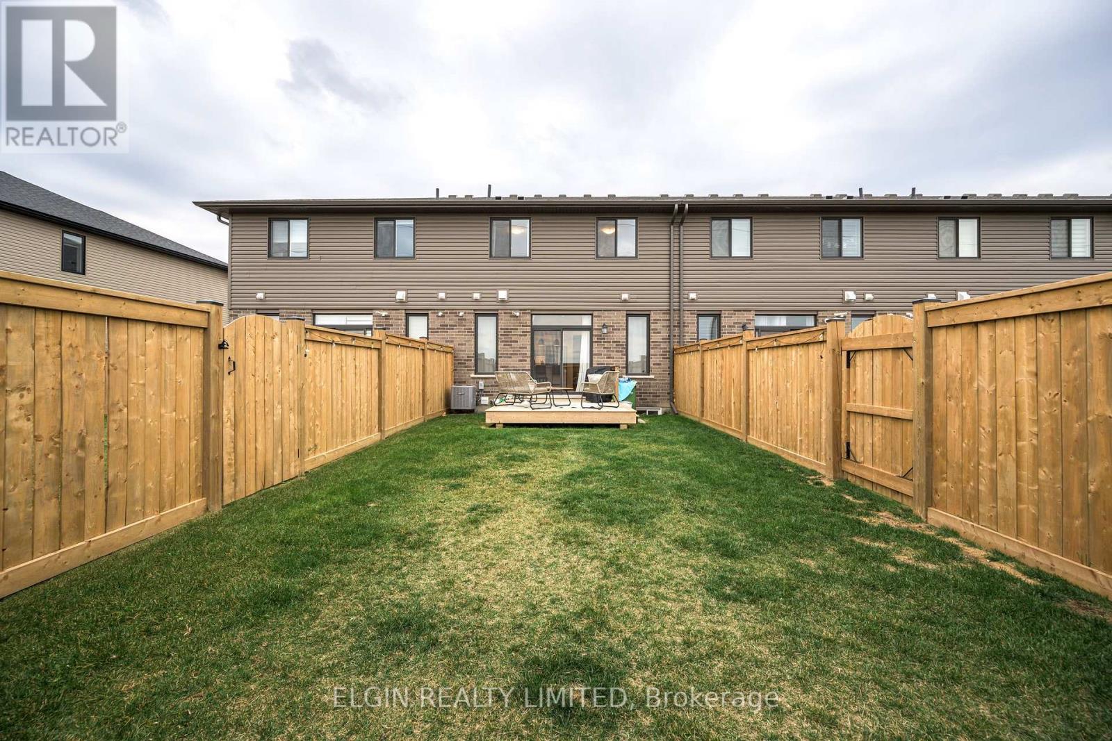 33 Evylean Court, St. Thomas, Ontario  N5P 3S6 - Photo 2 - X12675178