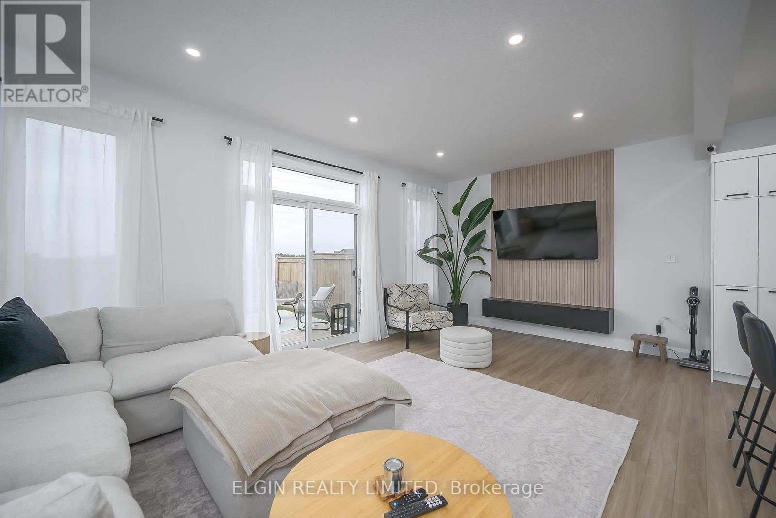 33 Evylean Court, St. Thomas, Ontario  N5P 3S6 - Photo 7 - X12675178