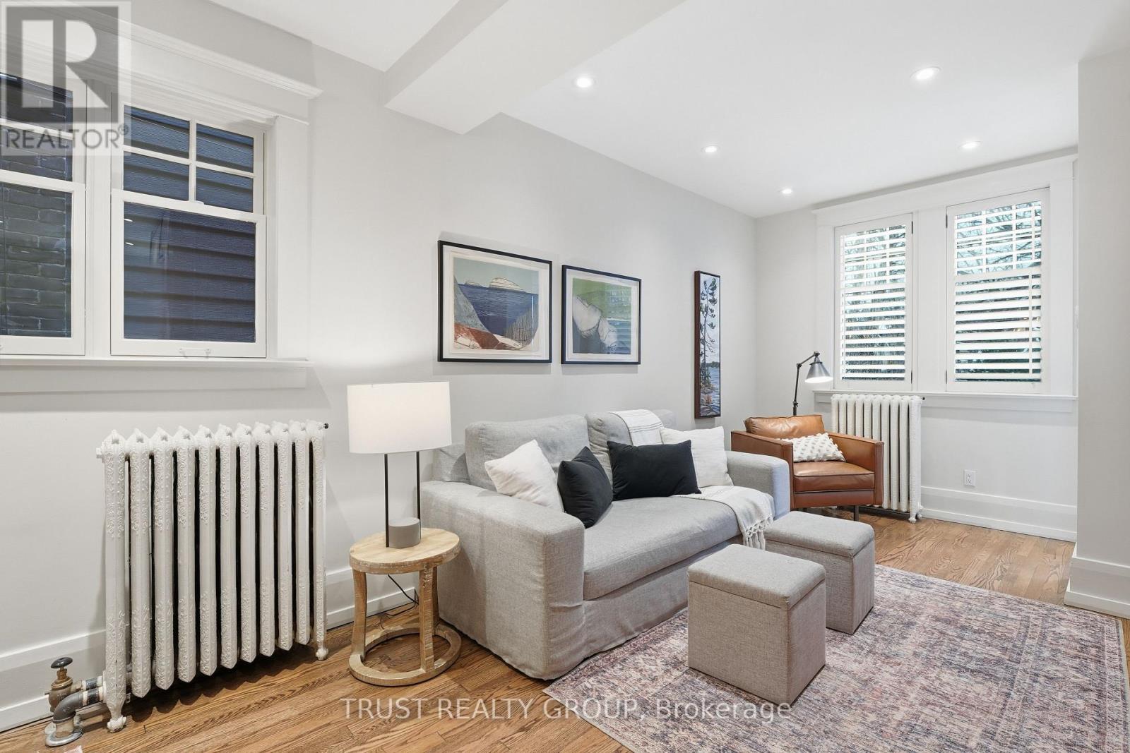 187 Grenadier Road, Toronto, Ontario  M6R 1R8 - Photo 18 - W12672340