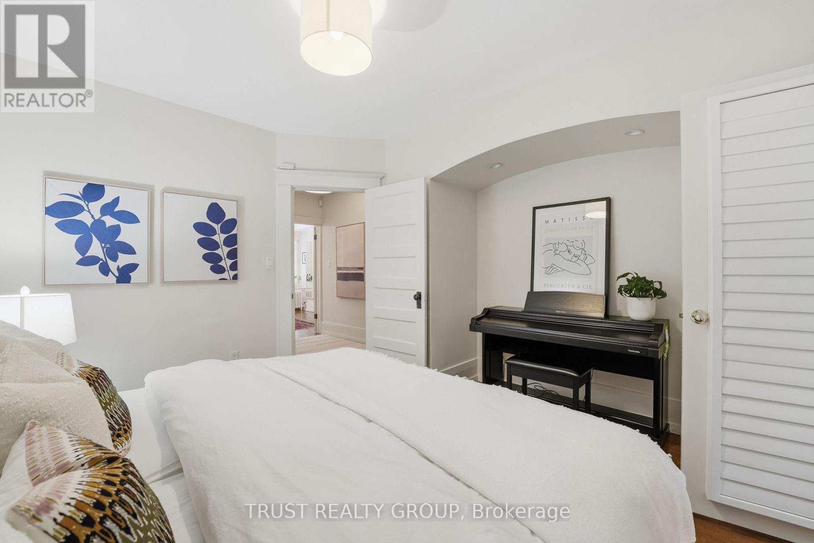 187 Grenadier Road, Toronto, Ontario  M6R 1R8 - Photo 29 - W12672340