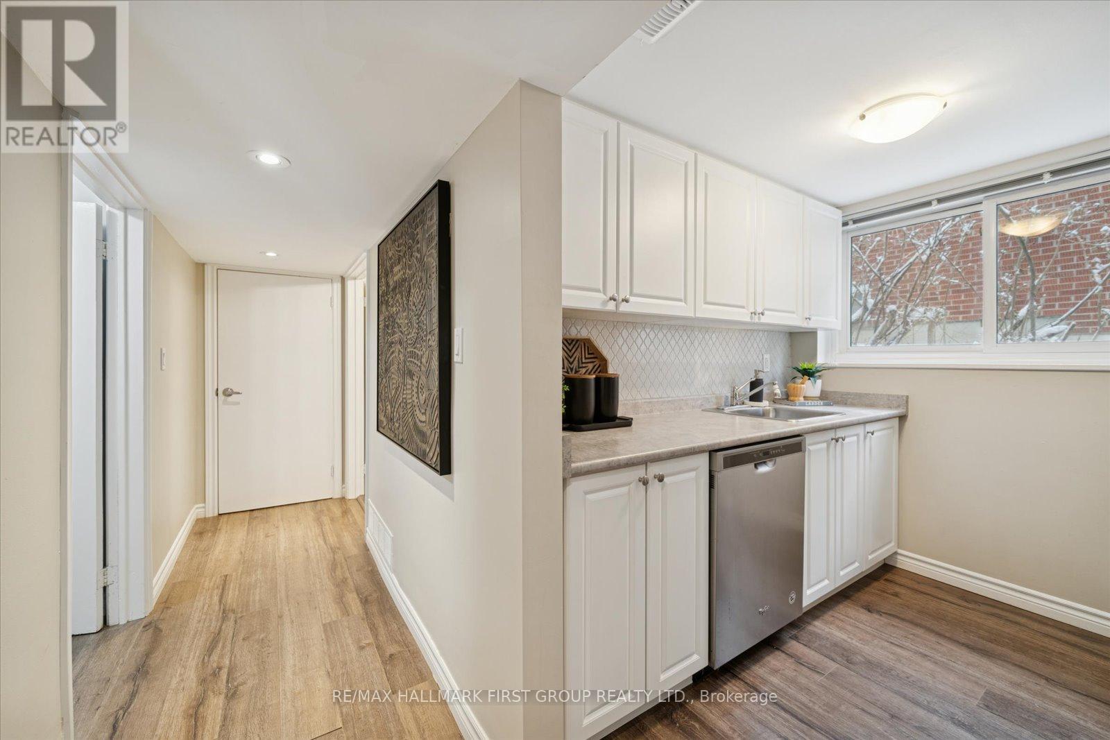 553 Harmony Road S, Oshawa, Ontario  L1H 6V4 - Photo 29 - E12675174