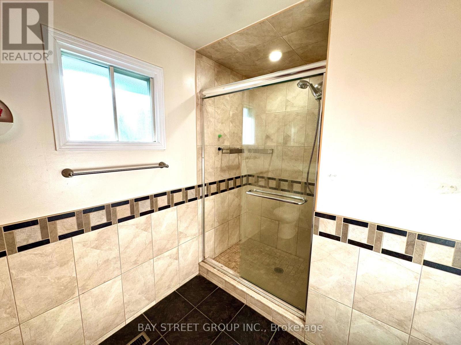 75 Anstead Crescent, Ajax, Ontario  L1S 3X4 - Photo 10 - E12675184