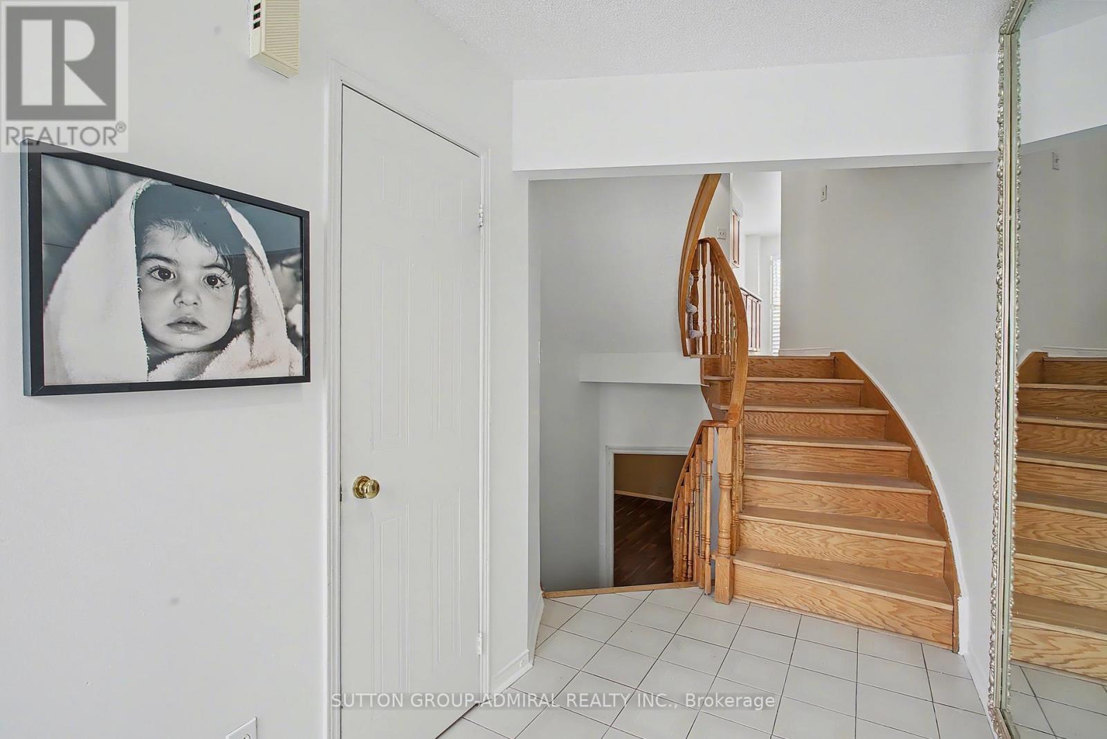 76 Beaumont Place, Vaughan, Ontario  L4J 4W8 - Photo 3 - N12675160