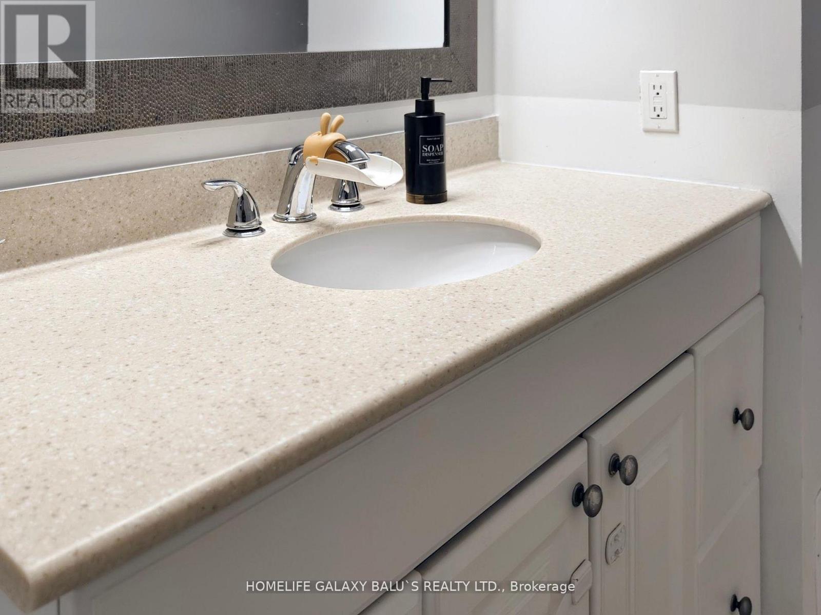 65 - 830 Stainton Drive, Mississauga, Ontario  L5C 2Z3 - Photo 30 - W12675172