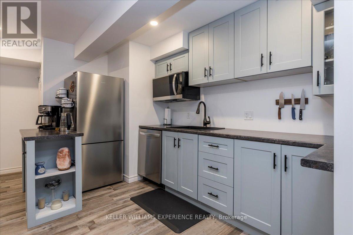 70 Fieldstream Chase, Bracebridge, Ontario  P1L 0A7 - Photo 25 - X12675154