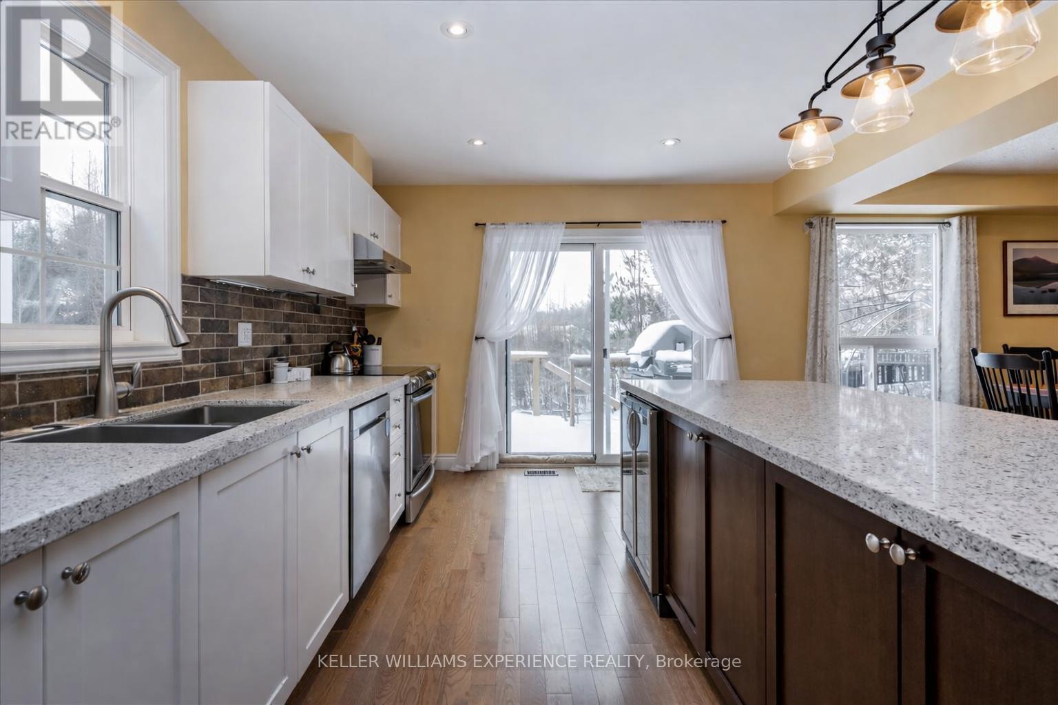 70 Fieldstream Chase, Bracebridge, Ontario  P1L 0A7 - Photo 9 - X12675154