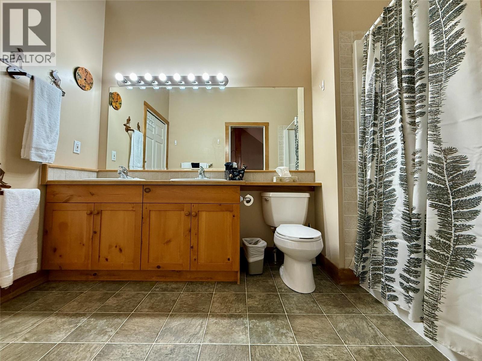 300 Stemwinder Drive Unit# 210, Kimberley, British Columbia  V1A 2Y5 - Photo 18 - 10370356