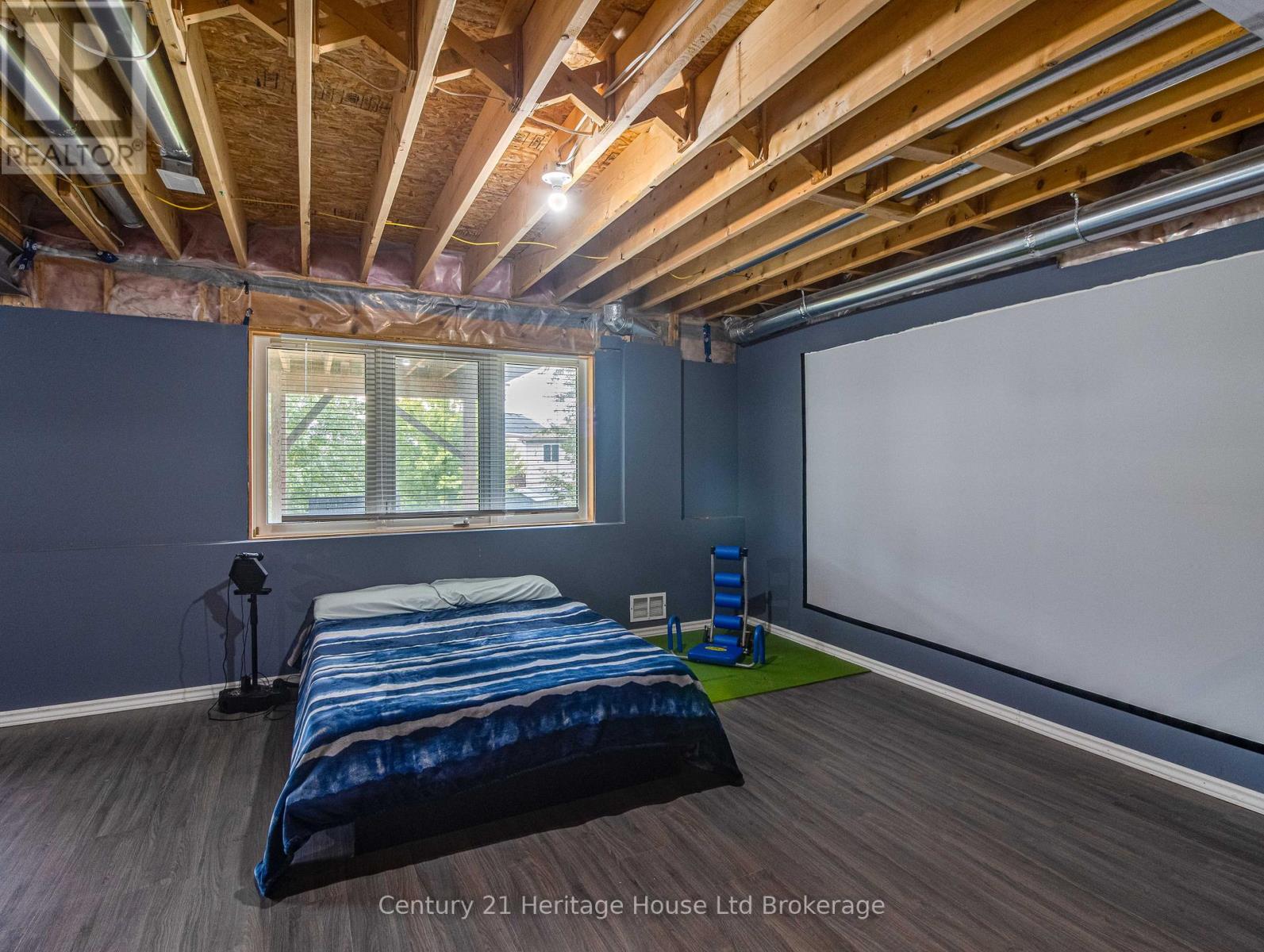 702 Frontenac Crescent, Woodstock, Ontario  N4V 0B1 - Photo 25 - X12675276