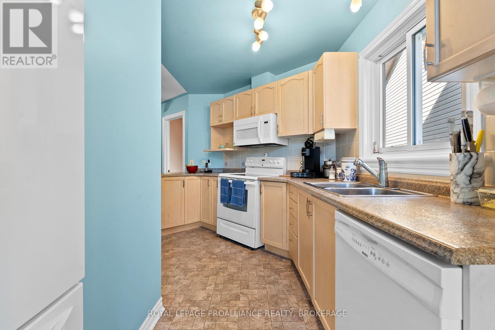 781 Shires Way, Kingston, Ontario  K7M 8X9 - Photo 11 - X12673844