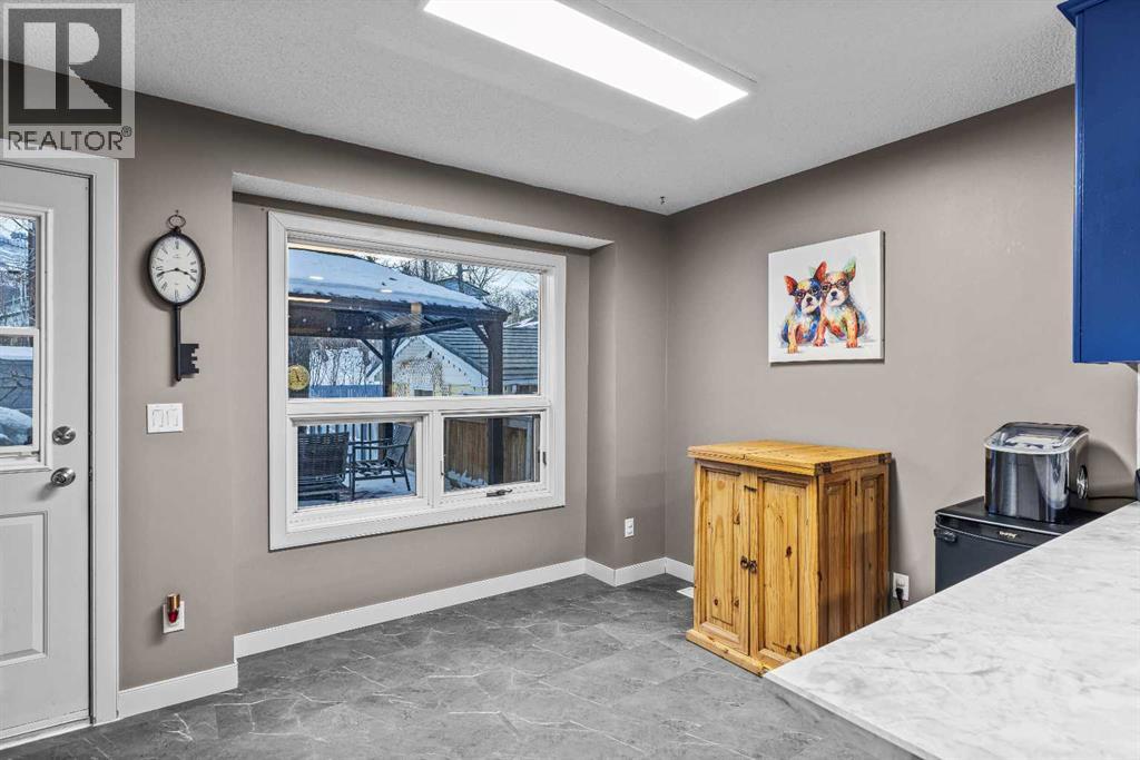 11 Mt Mcgillivary Drive, Exshaw, Alberta  T0L 2C0 - Photo 12 - A2276547