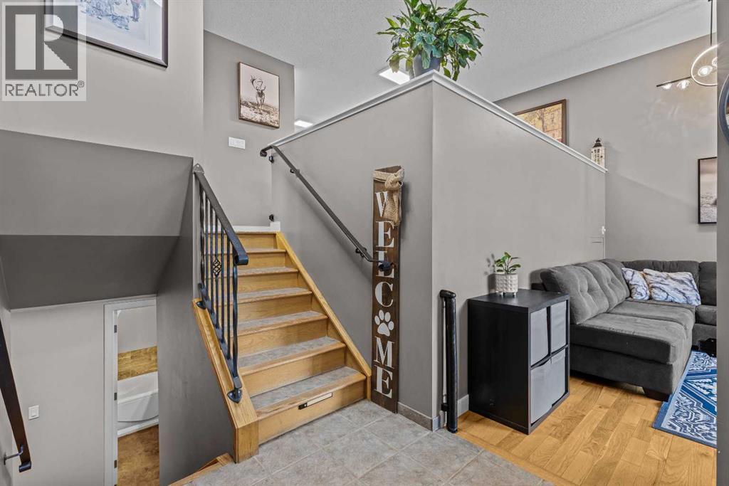 11 Mt Mcgillivary Drive, Exshaw, Alberta  T0L 2C0 - Photo 4 - A2276547