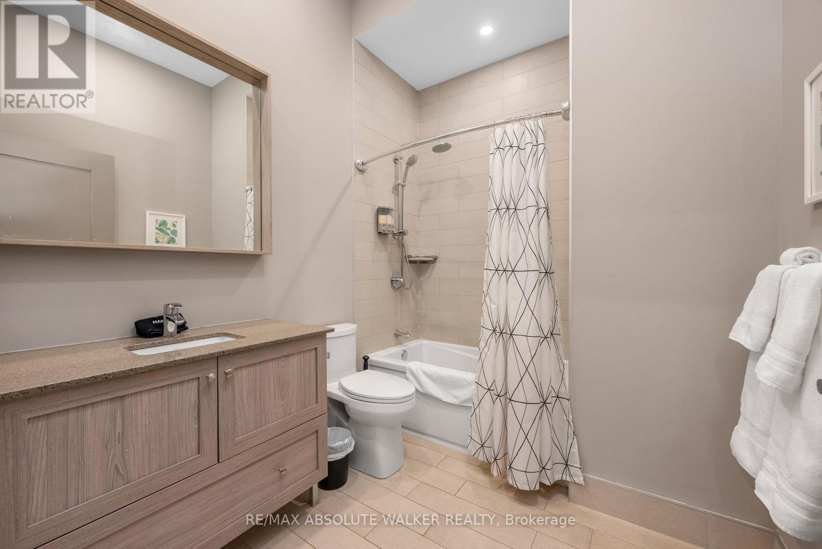 Unit 202 - 11 Des Oblats Avenue, Ottawa, Ontario  K1S 5V8 - Photo 35 - X12675208