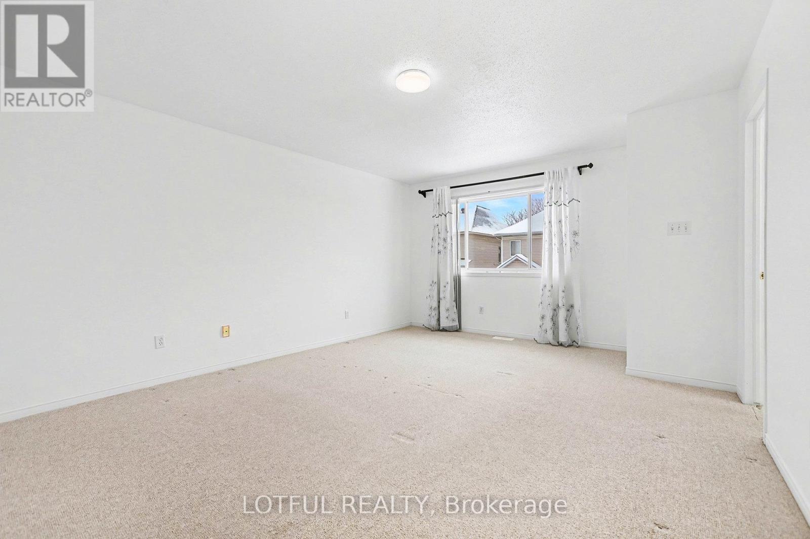 13 Villandry Street, Ottawa, Ontario  K2G 6X7 - Photo 17 - X12675234