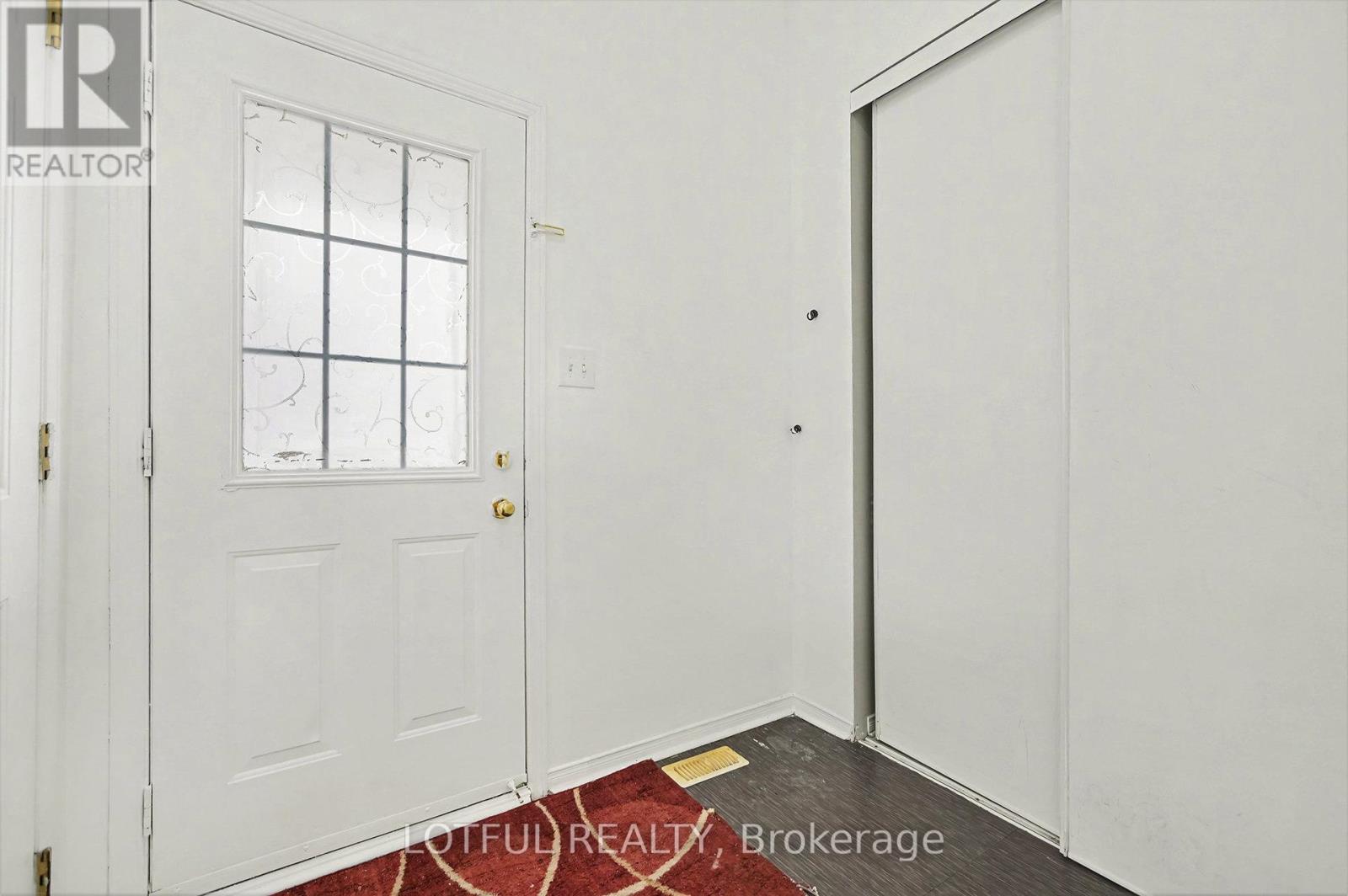 13 Villandry Street, Ottawa, Ontario  K2G 6X7 - Photo 3 - X12675234