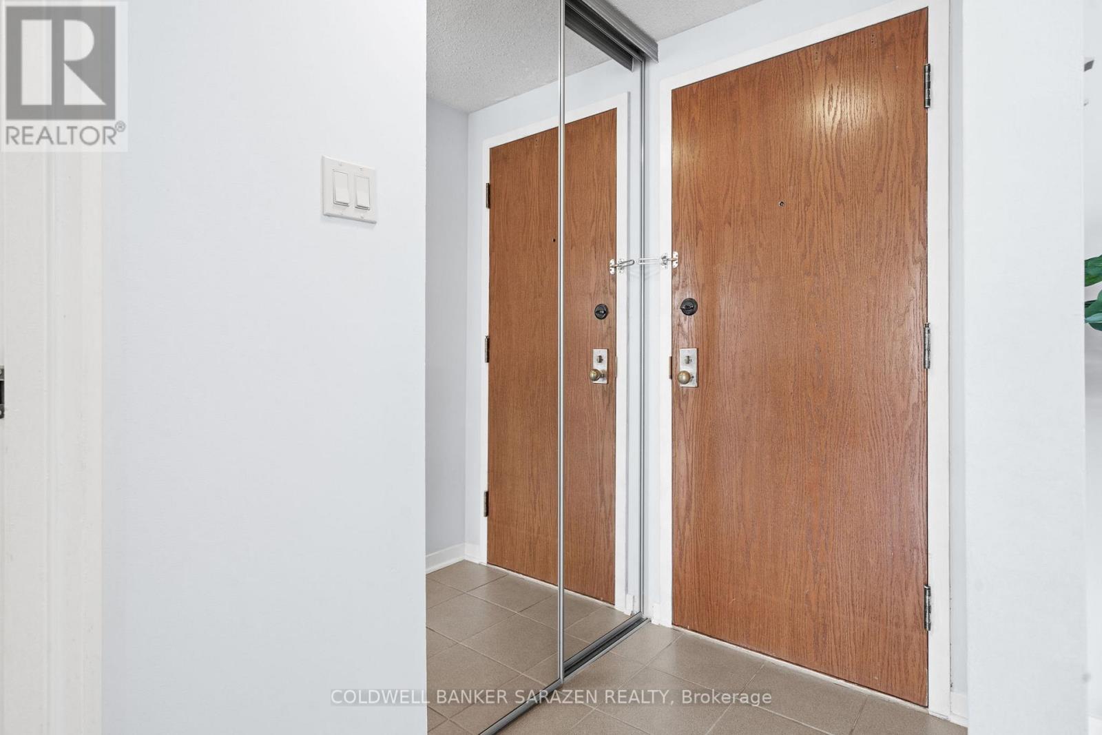 209 - 80 Sandcastle Drive, Ottawa, Ontario  K2H 9E7 - Photo 3 - X12675248