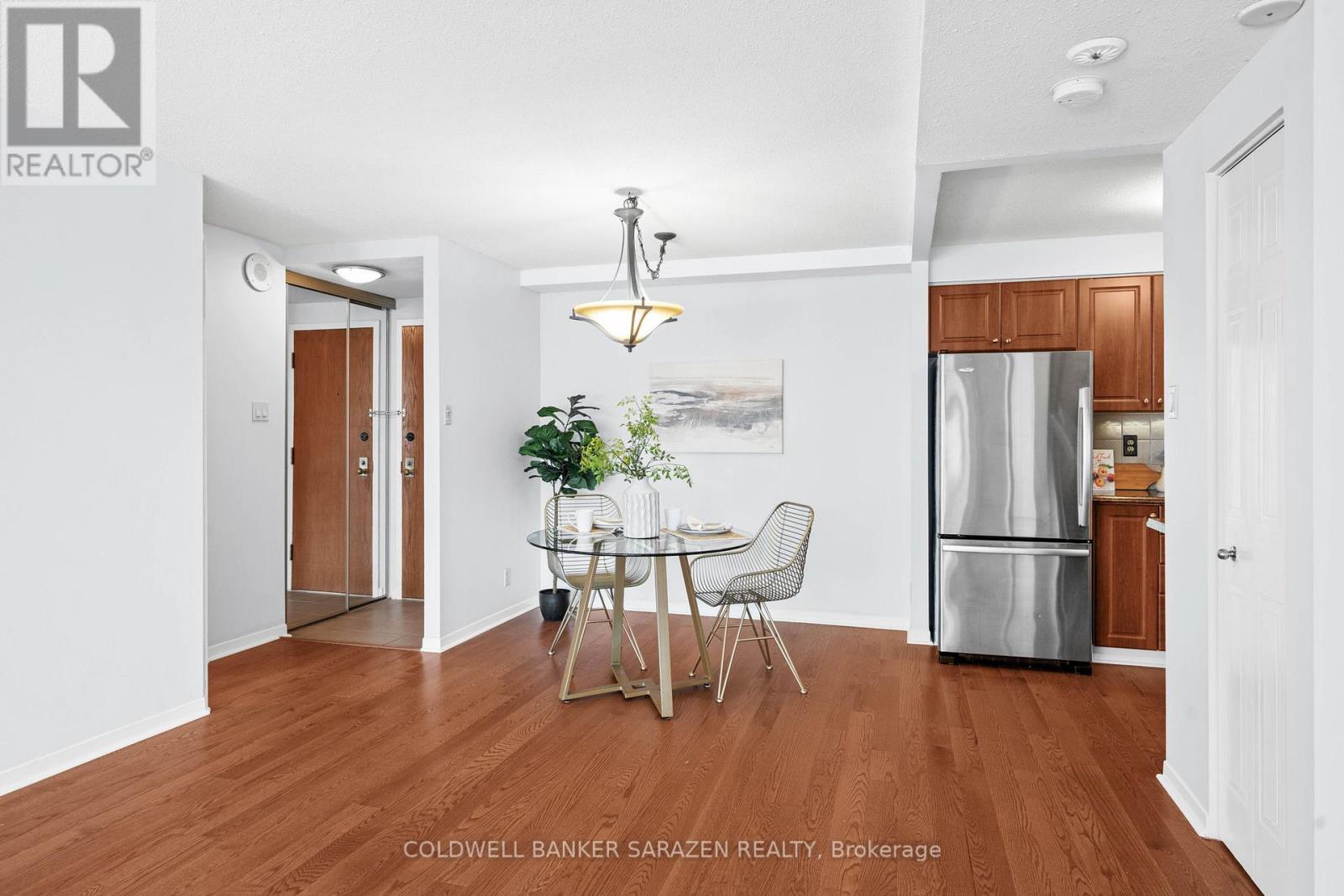 209 - 80 Sandcastle Drive, Ottawa, Ontario  K2H 9E7 - Photo 4 - X12675248