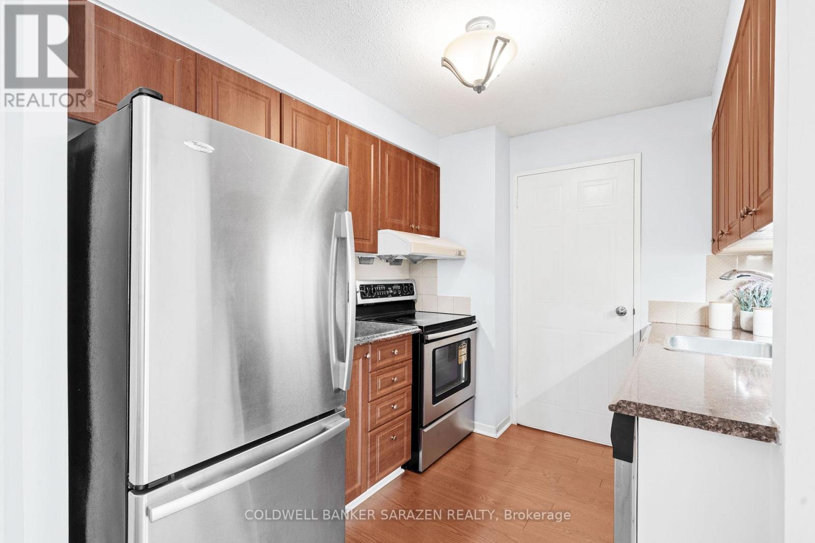 209 - 80 Sandcastle Drive, Ottawa, Ontario  K2H 9E7 - Photo 6 - X12675268