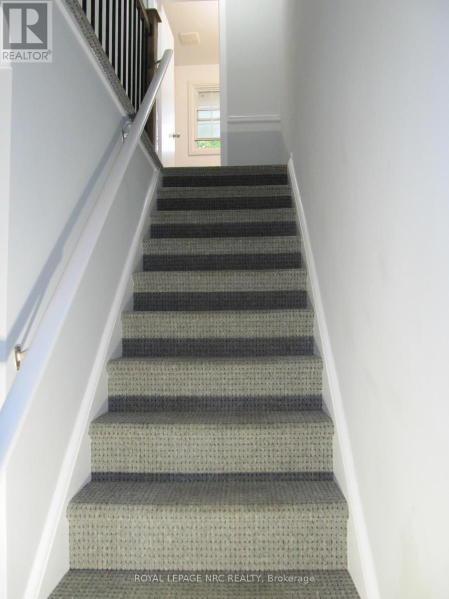 2 Black Knight Road, St. Catharines, Ontario  L2N 3C1 - Photo 14 - X12675190