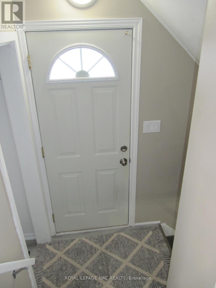 2 Black Knight Road, St. Catharines, Ontario  L2N 3C1 - Photo 20 - X12675190