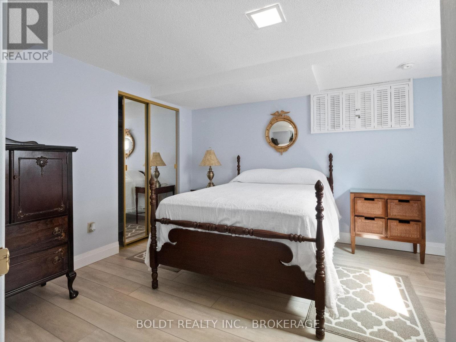 Lower - 2 Kenworth Drive, St. Catharines, Ontario  L2M 4S2 - Photo 12 - X12675218