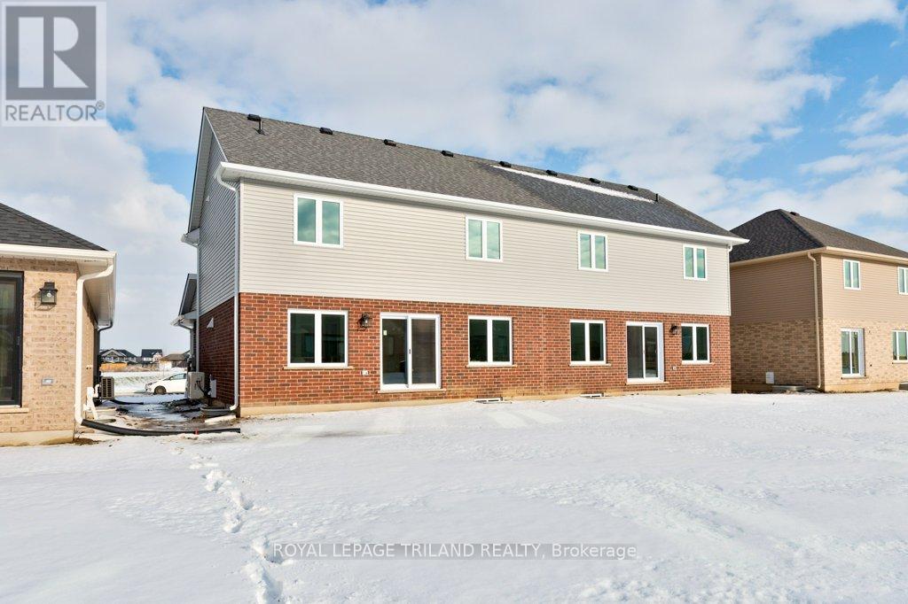 67 Harrow Lane, St. Thomas, Ontario  N5R 0P3 - Photo 33 - X12338681