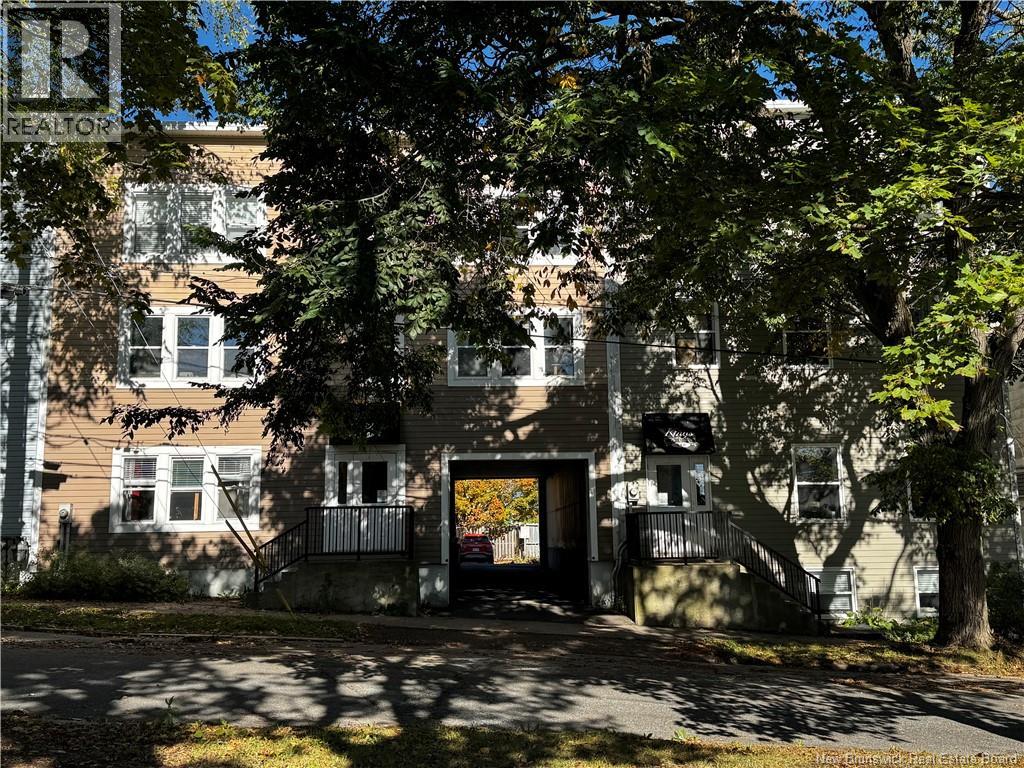 215 King Street Unit# 11, Saint John, New Brunswick  E2G 1N2 - Photo 1 - NB131578