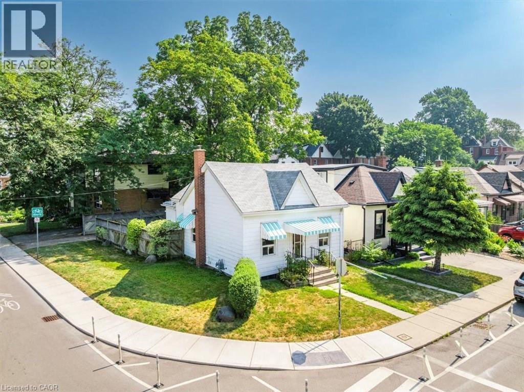 30 Baker Street, Hamilton, Ontario  L8R 1V3 - Photo 2 - 40796888