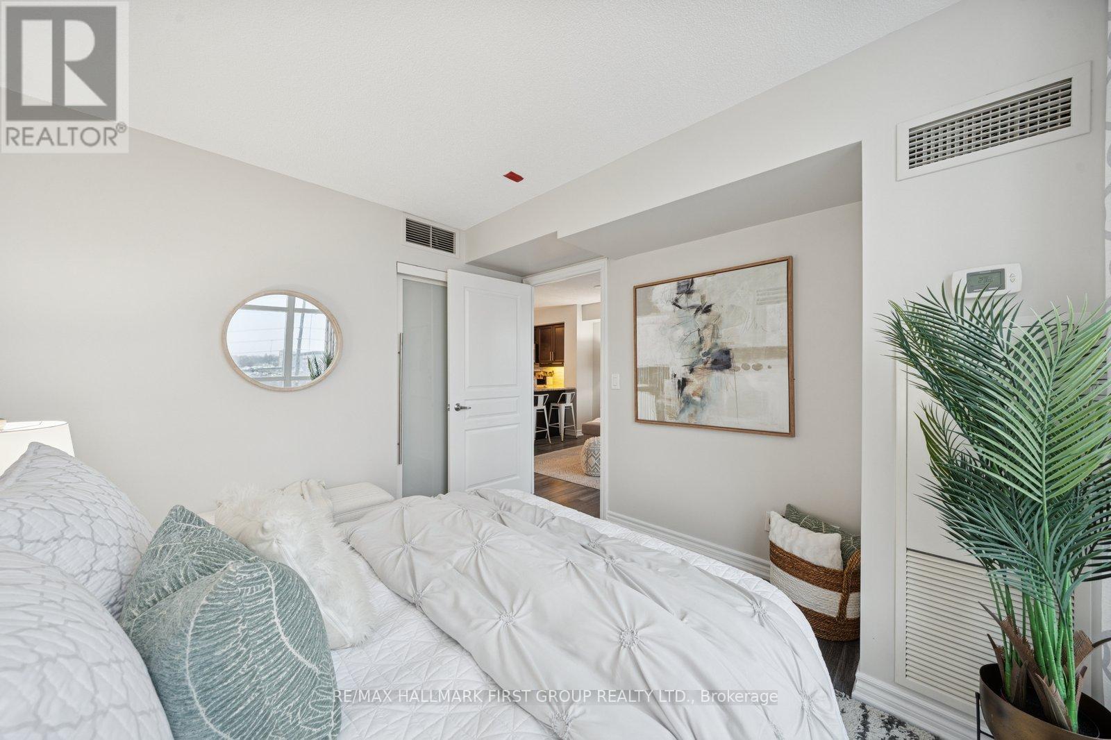 406 - 1600 Charles Street, Whitby, Ontario  L1N 0G4 - Photo 16 - E12675258