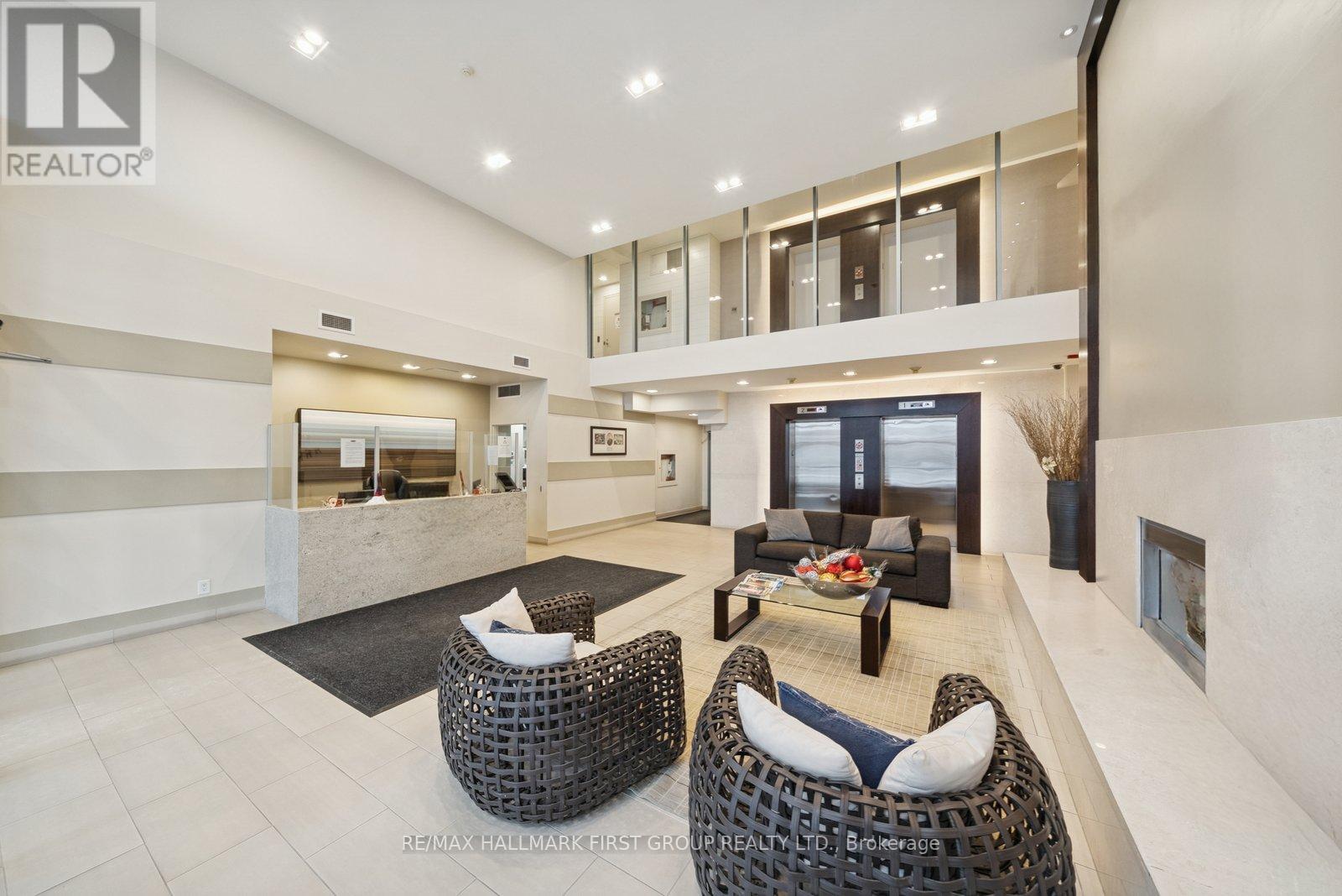 406 - 1600 Charles Street, Whitby, Ontario  L1N 0G4 - Photo 4 - E12675258