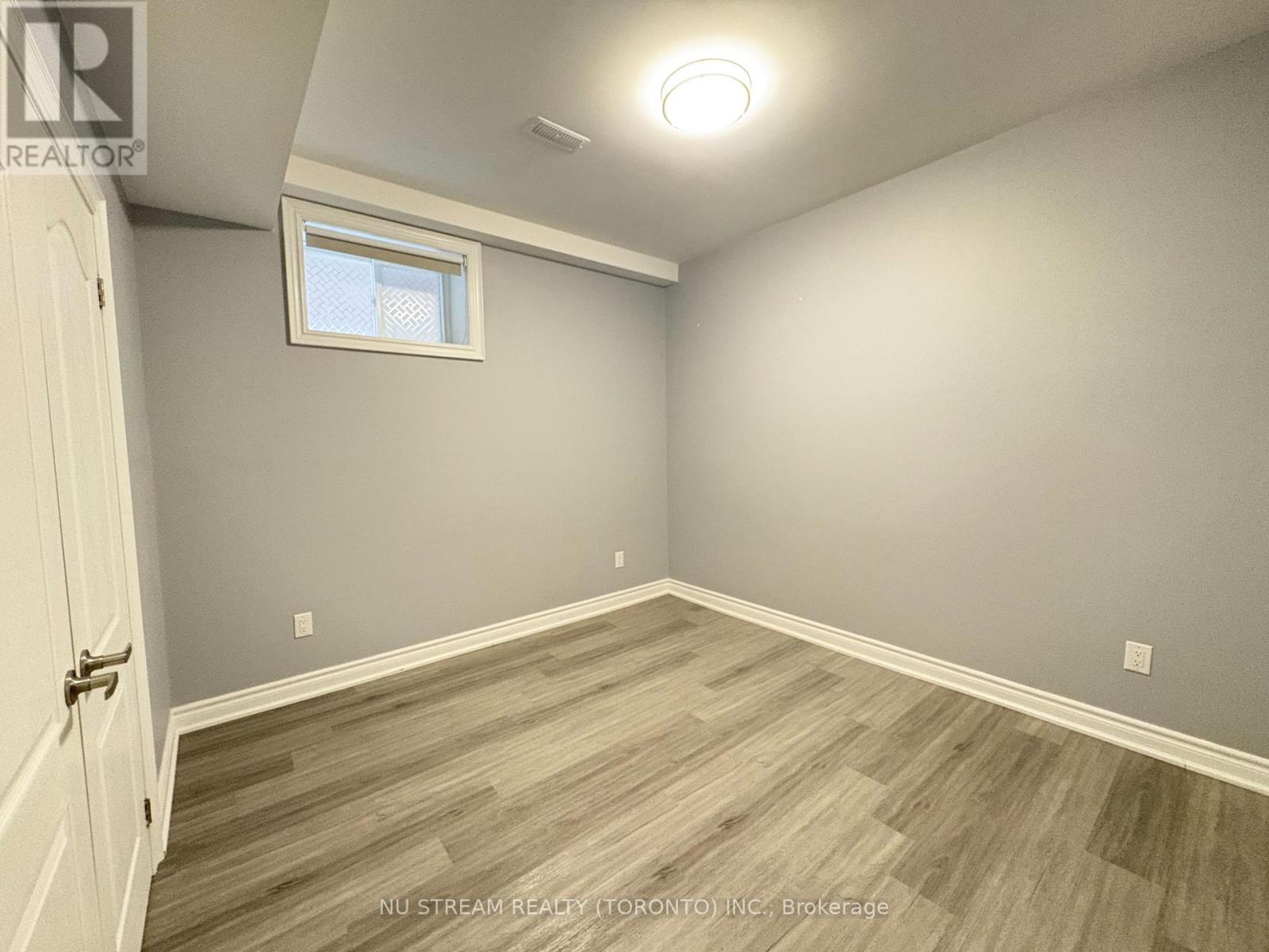 Lower - 45 Hurst Avenue, Vaughan, Ontario  L6A 4Y5 - Photo 10 - N12675206