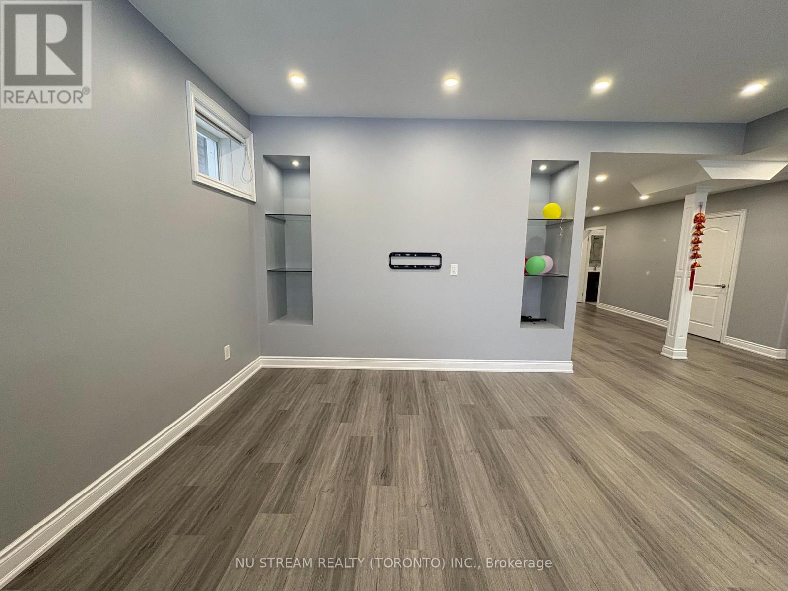 Lower - 45 Hurst Avenue, Vaughan, Ontario  L6A 4Y5 - Photo 8 - N12675206