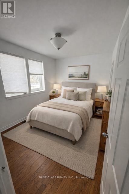 48 Overton Crescent, Toronto, Ontario  M3B 2V2 - Photo 9 - C12675098