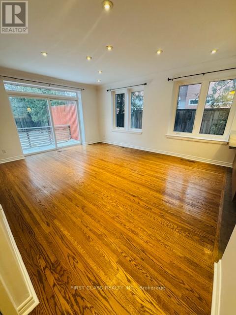 48 Overton Crescent, Toronto, Ontario  M3B 2V2 - Photo 16 - C12675098