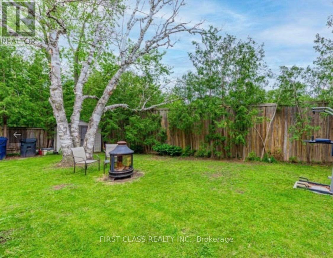 48 Overton Crescent, Toronto, Ontario  M3B 2V2 - Photo 14 - C12675098