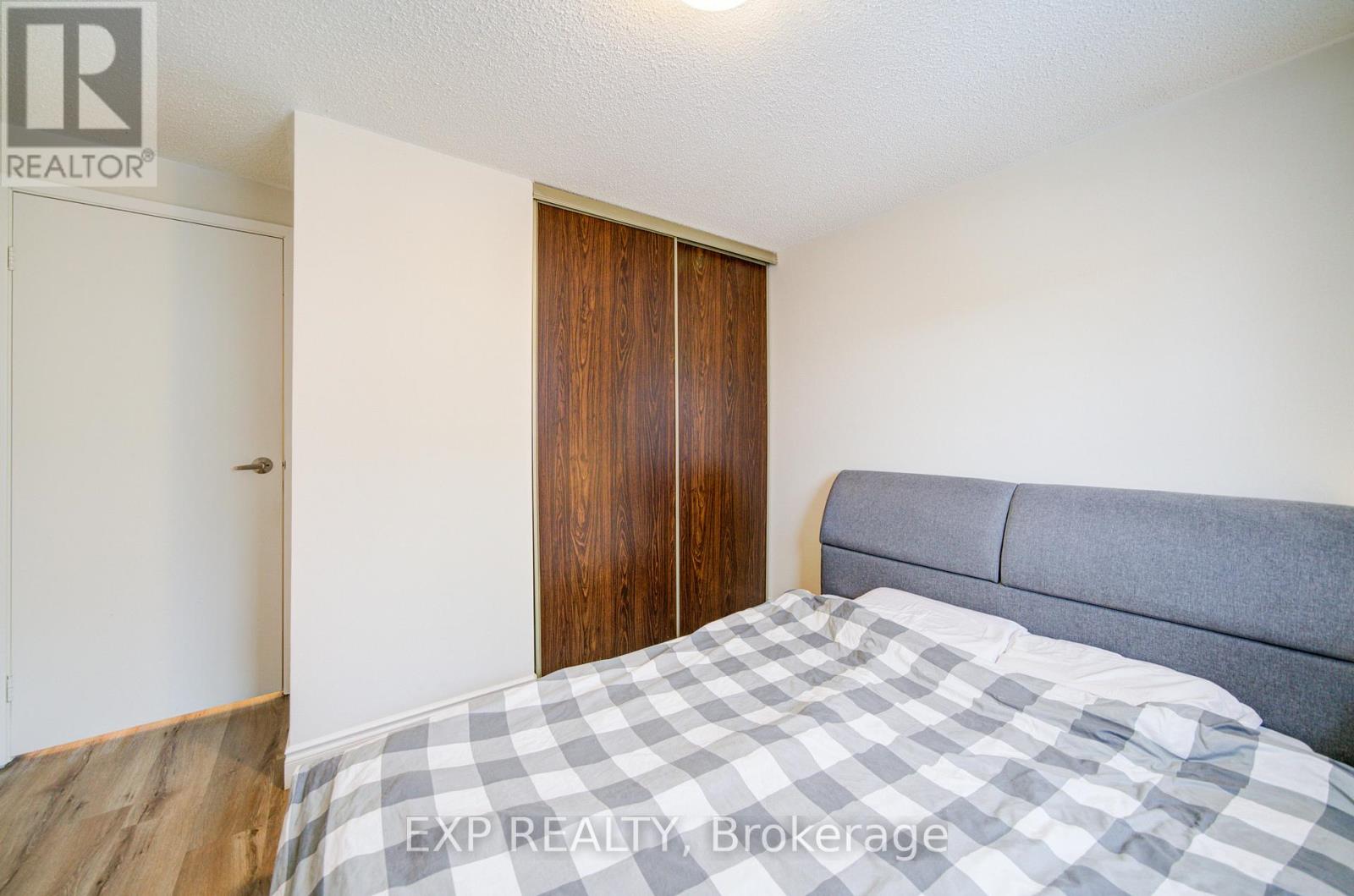 12 Sadlee Cove Crescent, Toronto, Ontario  M1V 1Y4 - Photo 24 - E12673706