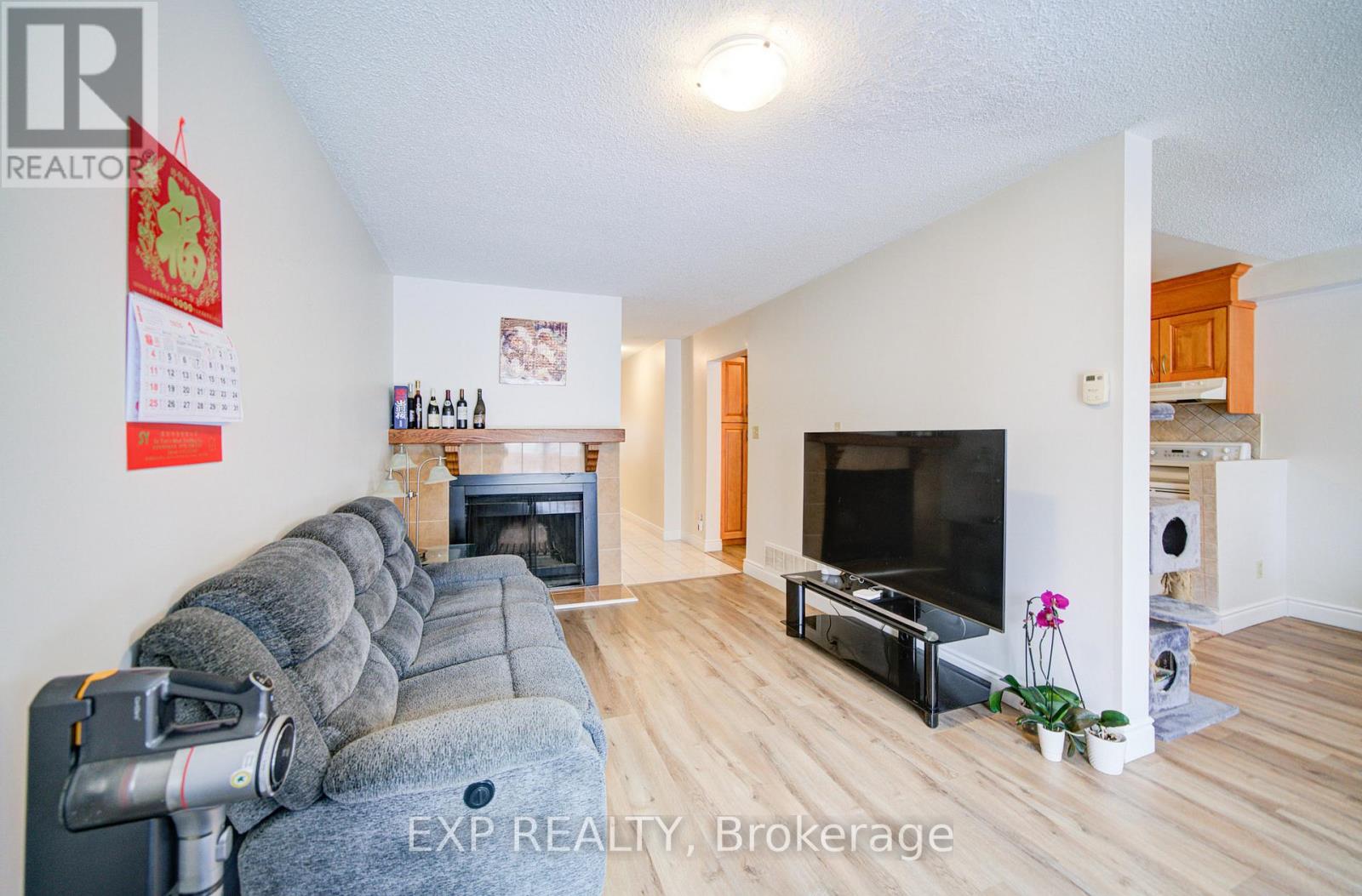 12 Sadlee Cove Crescent, Toronto, Ontario  M1V 1Y4 - Photo 7 - E12673706