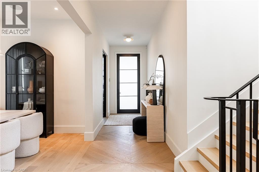 331 Macdonald Road, Oakville, Ontario  L6J 2A8 - Photo 3 - 40796889