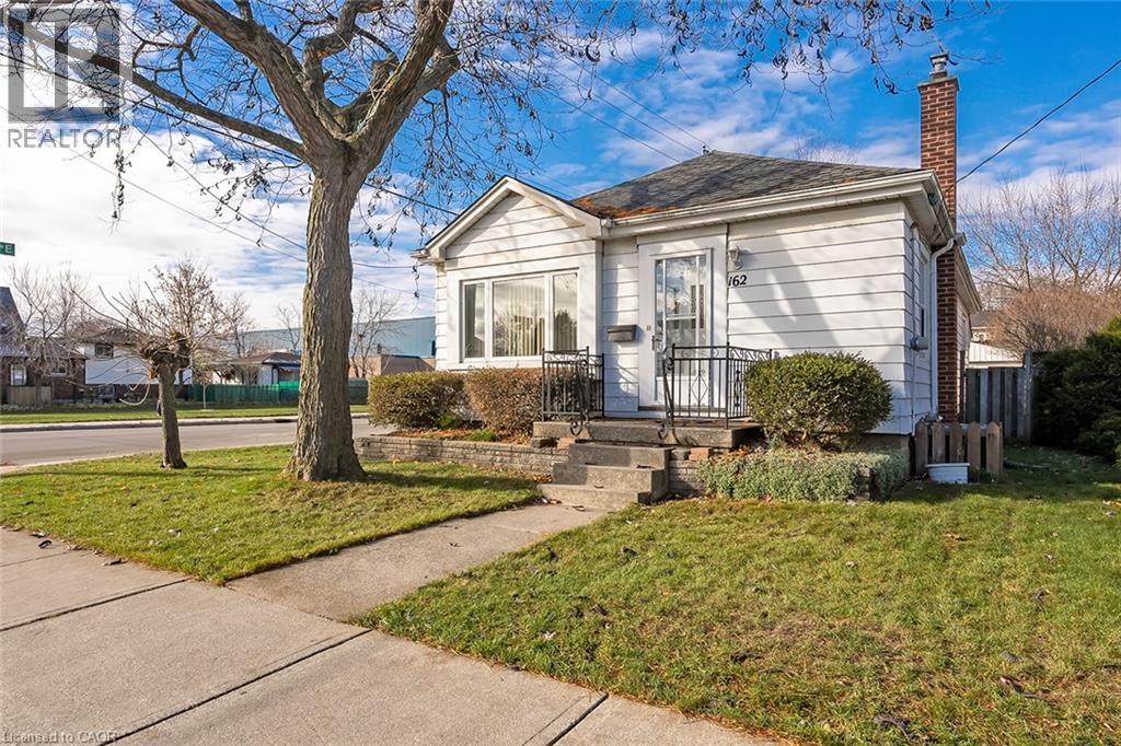 162 EAST 18TH Street, Hamilton, Ontario