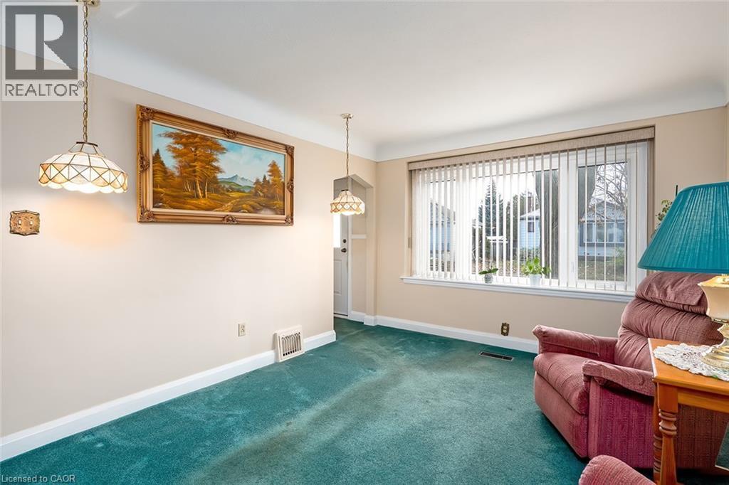 162 East 18th Street, Hamilton, Ontario  L9A 4P1 - Photo 7 - 40796870